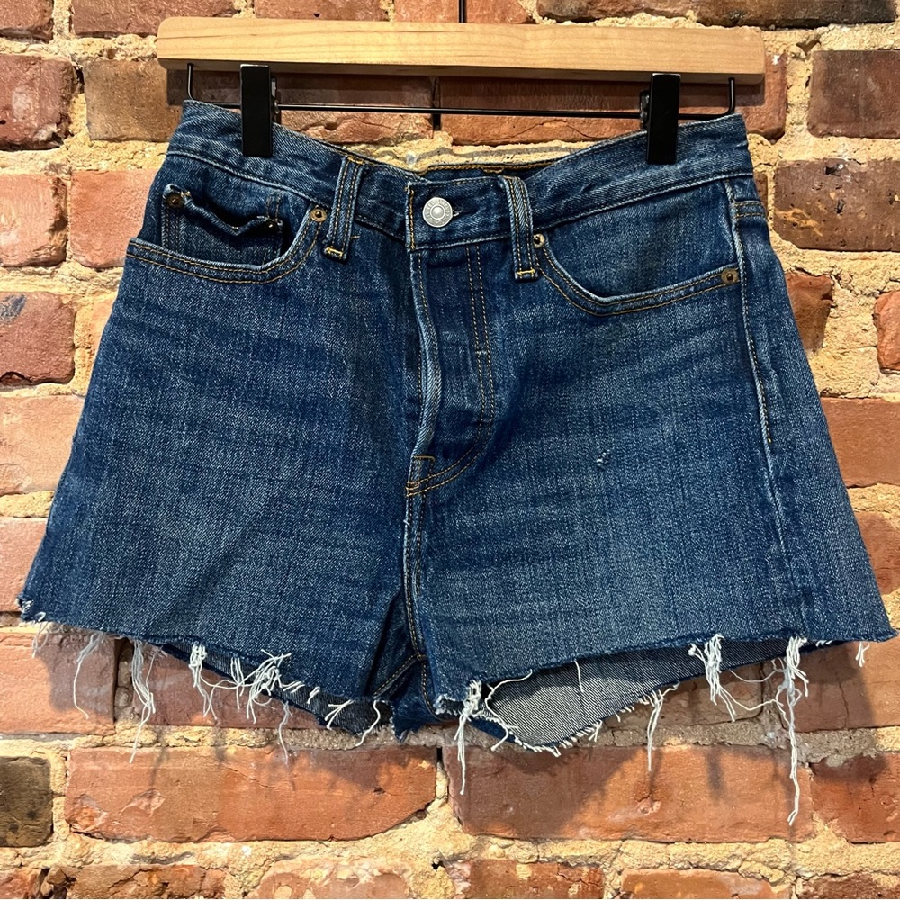 Levi’s Cut Off Denim Shorts Size 27 Dark Wash Button Fly White Oak Cone Denim